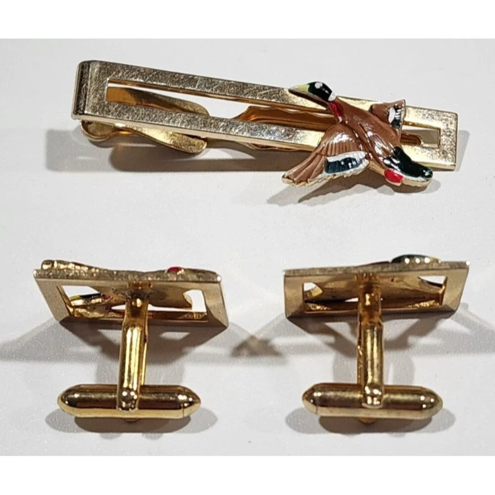 Vtg Swank Tie Clip Cuff Links Gold Tone Flying Mallard Duck Open